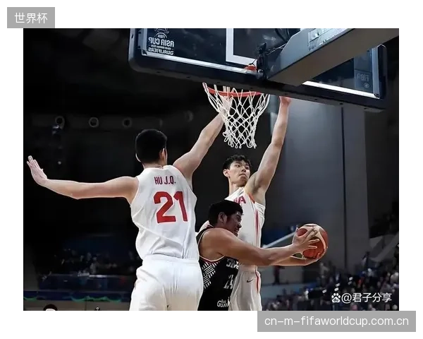 中国男篮七月将坐镇沈阳主场,迎来与亚洲老对手日本队的世界杯预选赛。 中国男篮七月将坐镇沈阳主场,迎来与亚洲老对手日本队的世界杯预选赛。